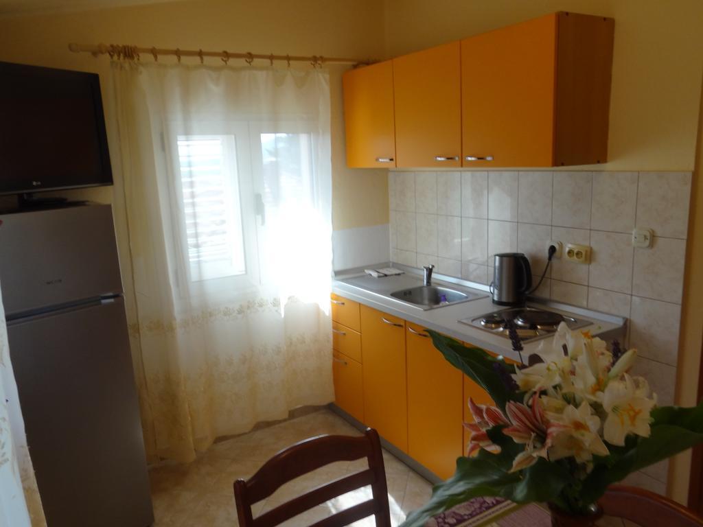 Apartments Jerkovic Stari Grad  Εξωτερικό φωτογραφία