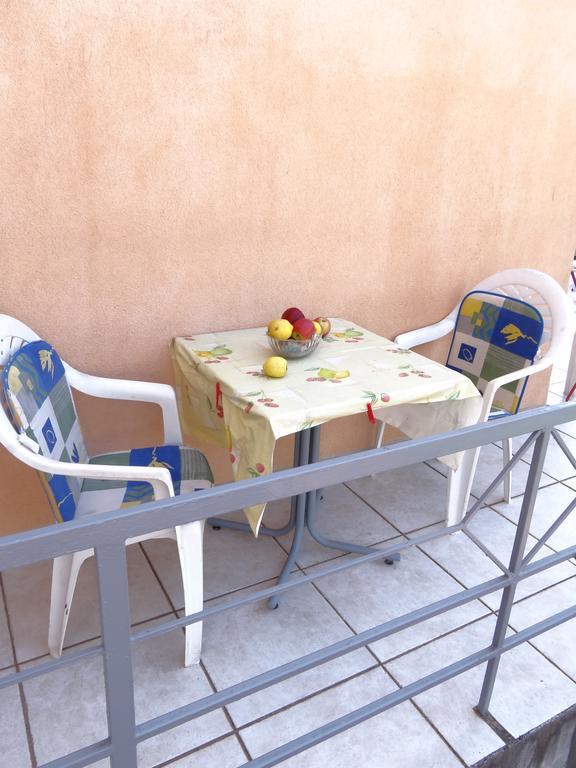 Apartments Jerkovic Stari Grad  Εξωτερικό φωτογραφία